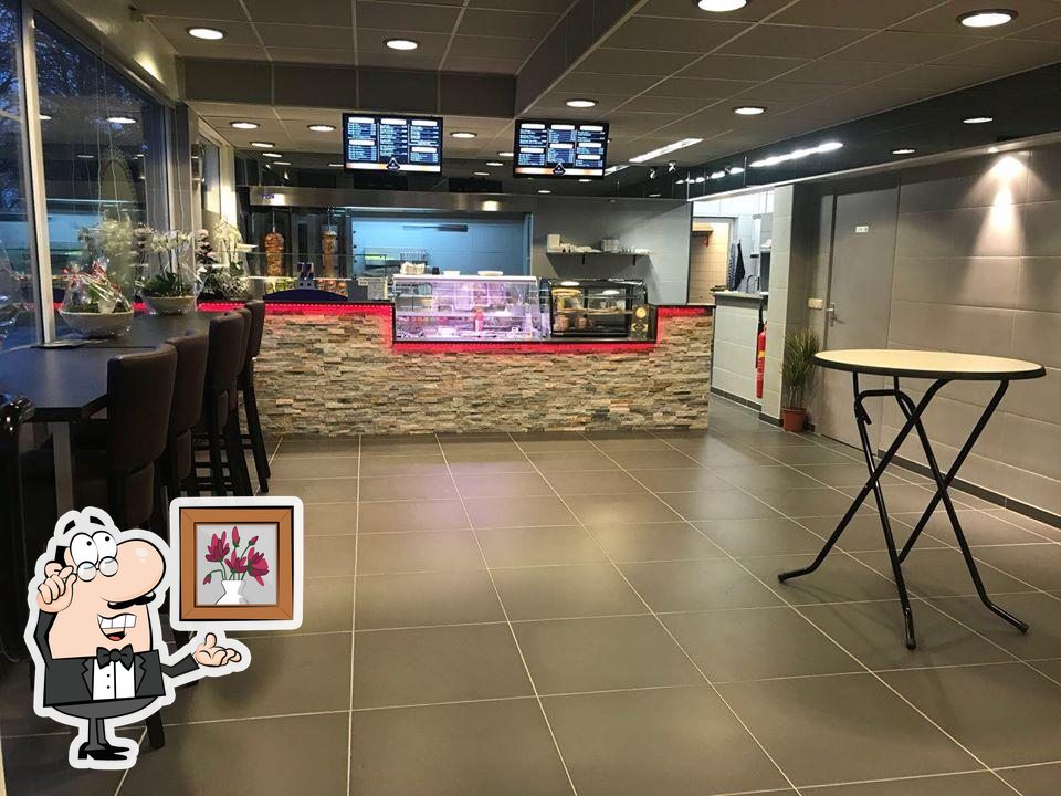 royal food corner